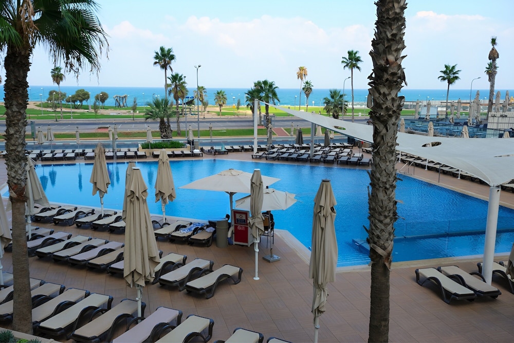 dan panorama tel aviv