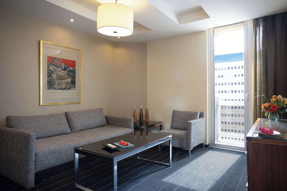 dan panorama tel aviv