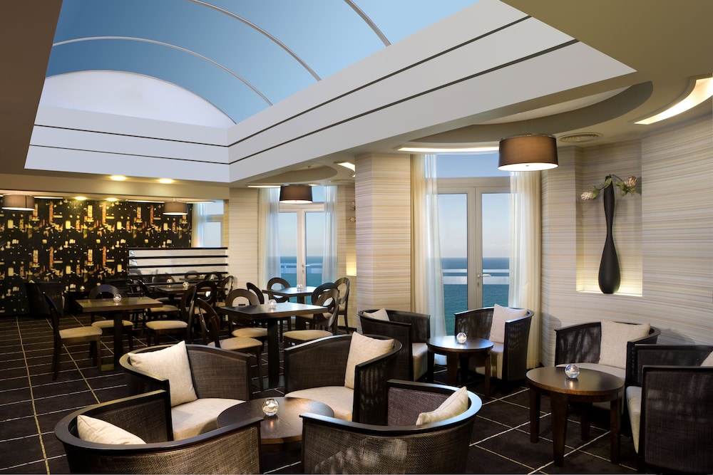 dan panorama tel aviv