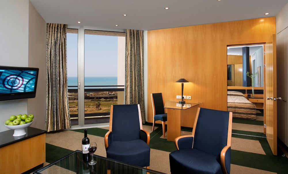 dan panorama tel aviv