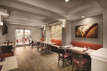 embassy suites by hilton temecula valley wine country