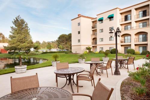 embassy suites by hilton temecula valley wine country