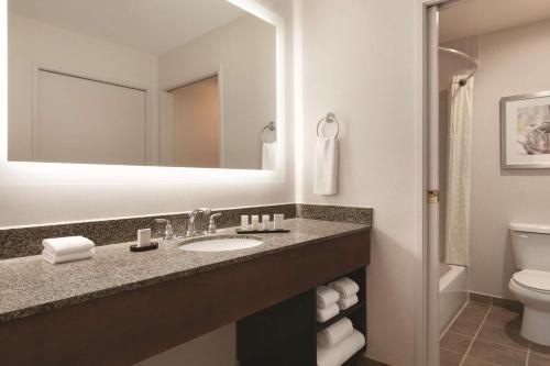 embassy suites by hilton temecula valley wine country