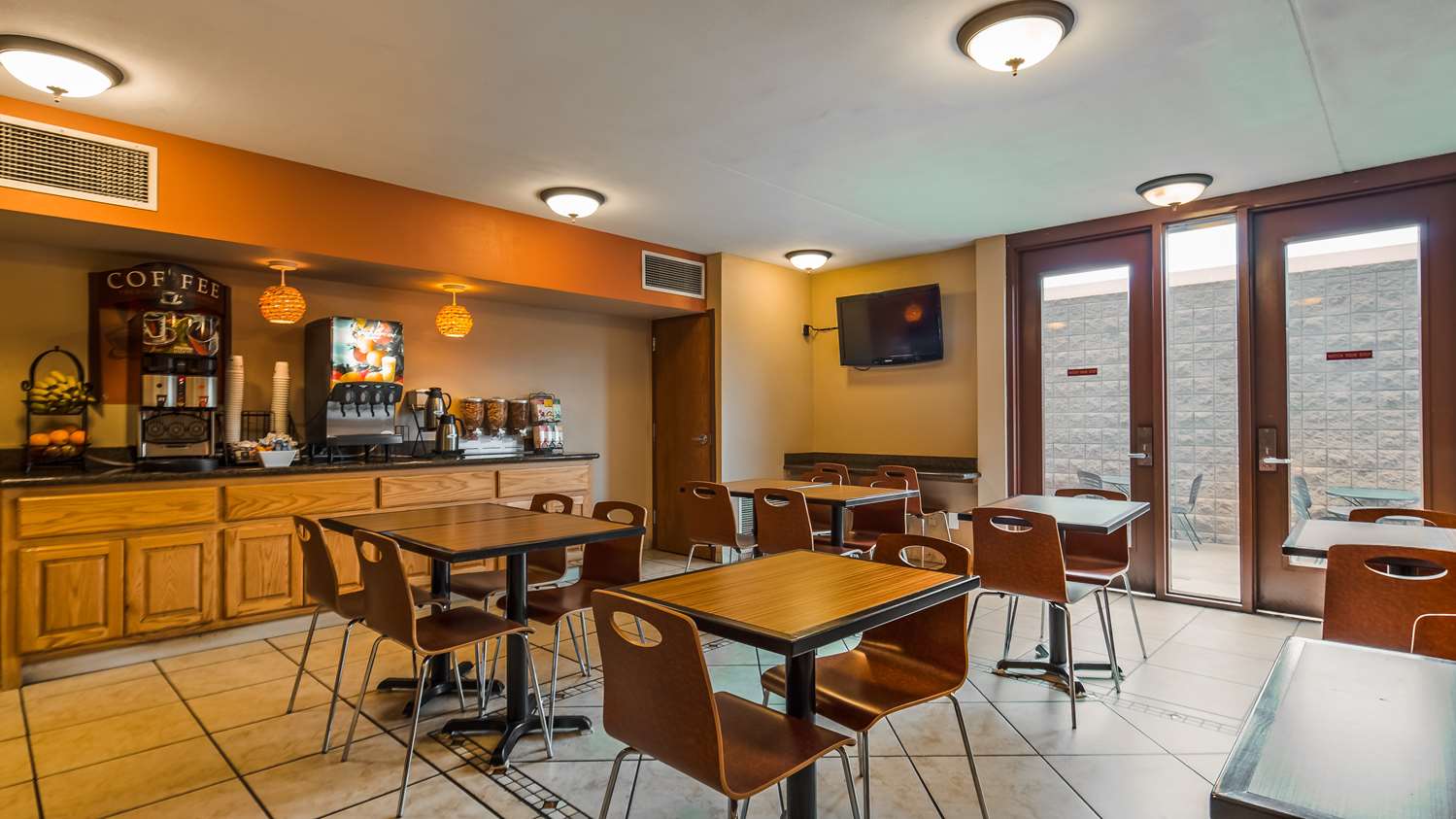 holiday inn express and suites phoenix tempe by ihg