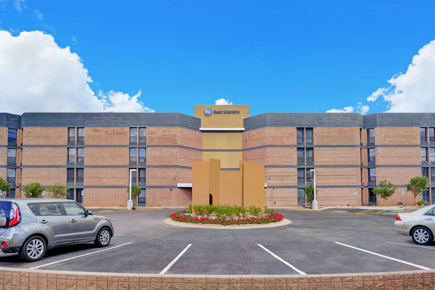 holiday inn express and suites phoenix tempe by ihg