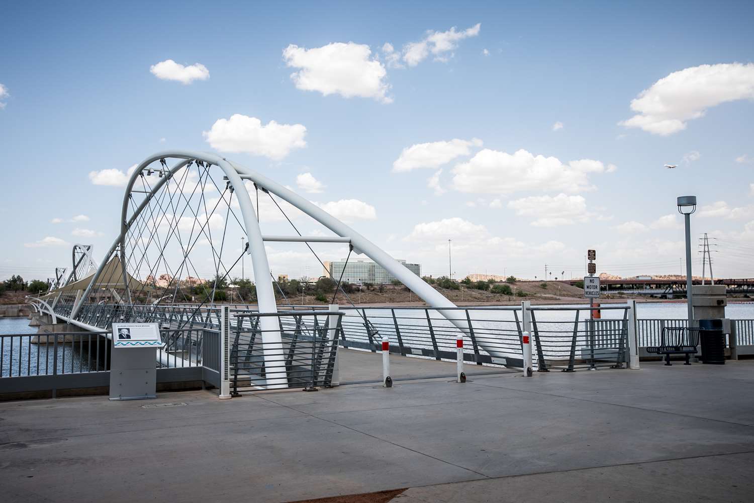 holiday inn express and suites phoenix tempe by ihg