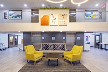 Holiday Inn Express & Suites Phoenix - Tempe By Ihg,Maricopa County>>Arizona,3 star