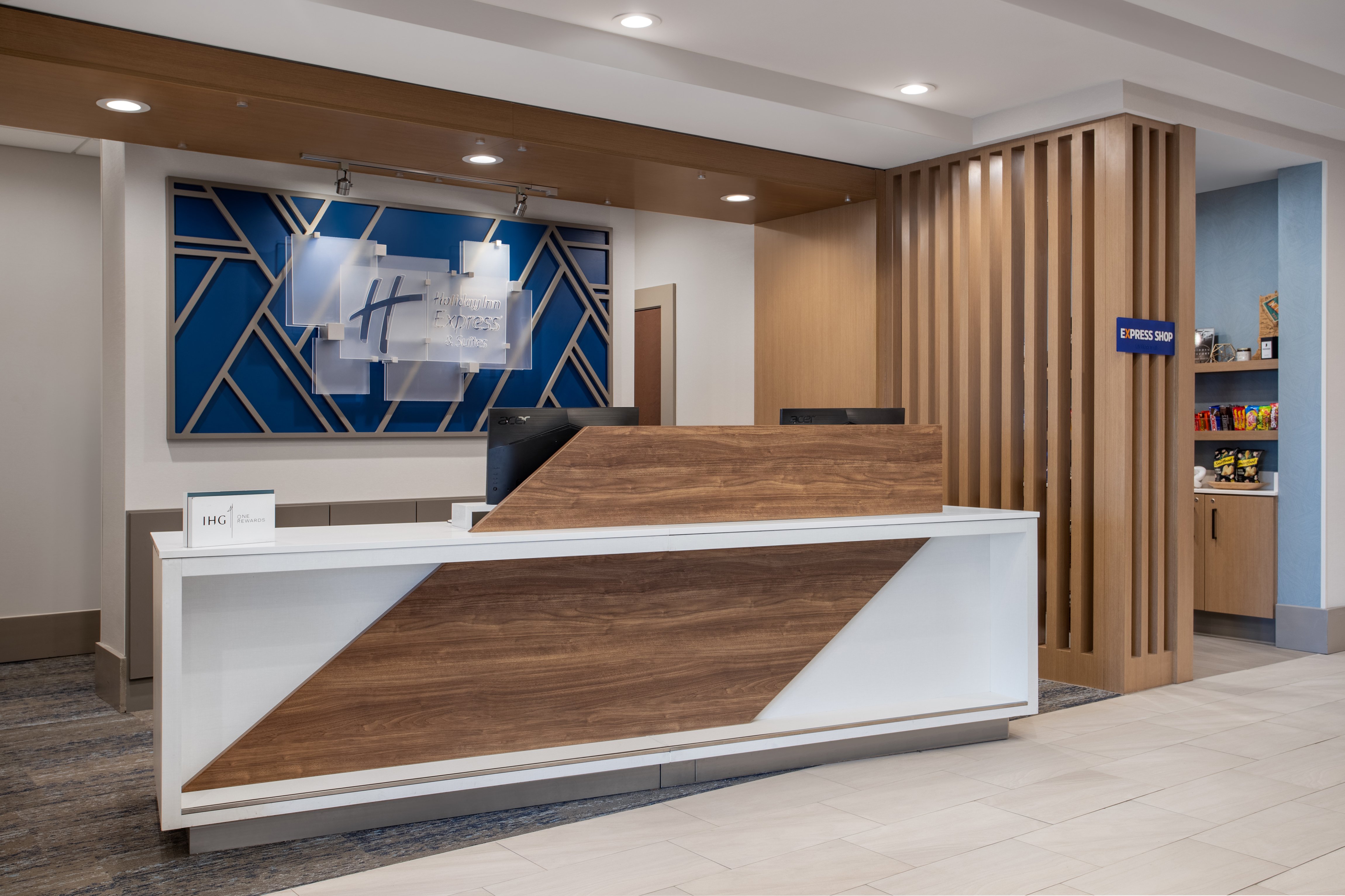 holiday inn express hotel and suites terre haute by ihg