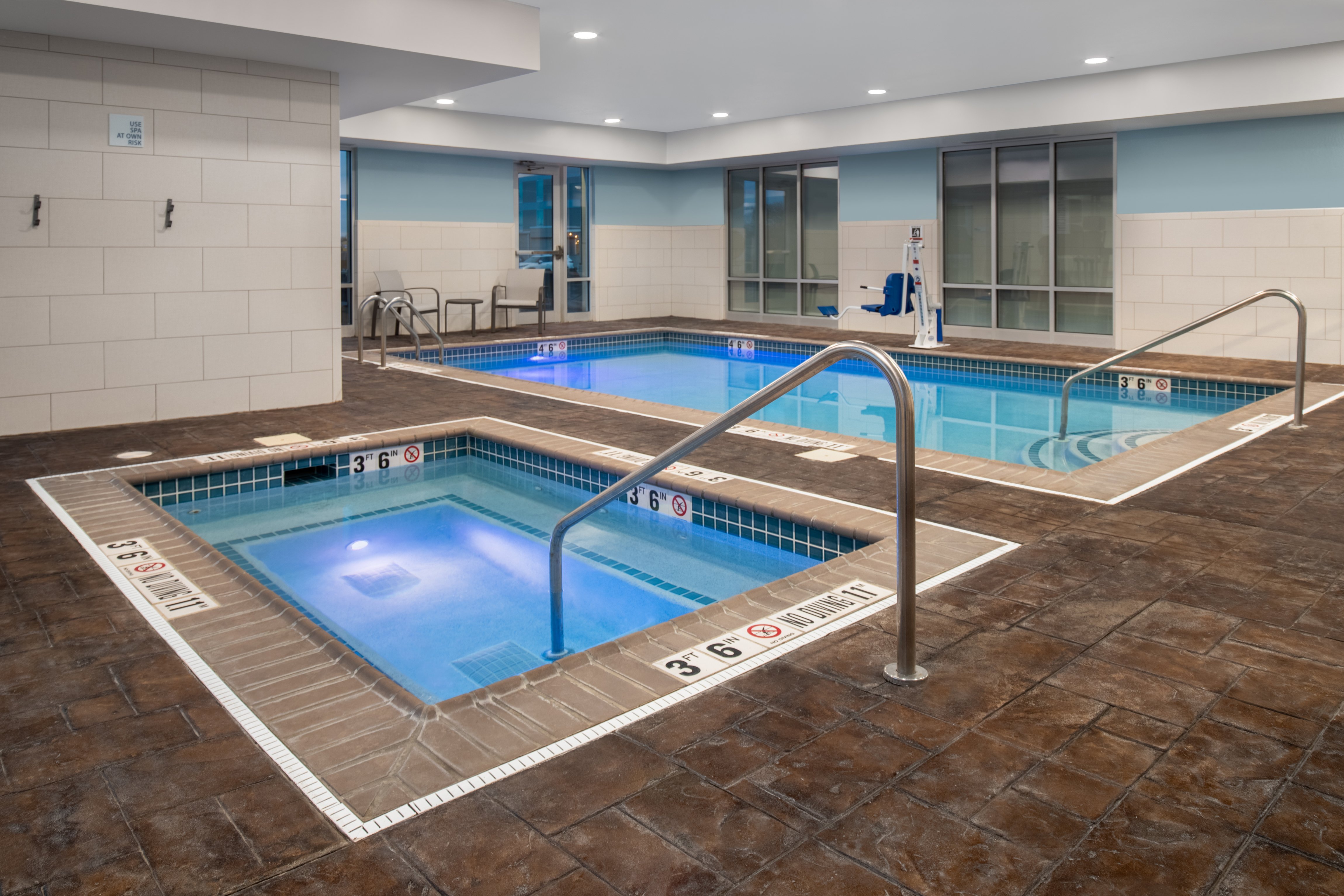 holiday inn express hotel and suites terre haute by ihg