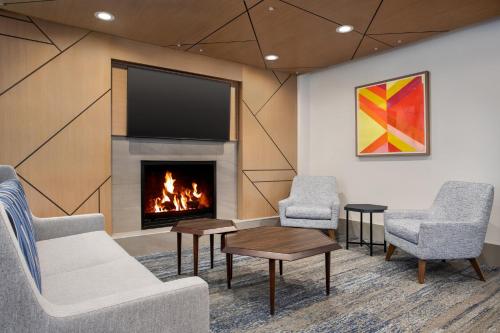 holiday inn express hotel and suites terre haute by ihg