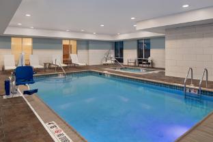 holiday inn express hotel and suites terre haute by ihg
