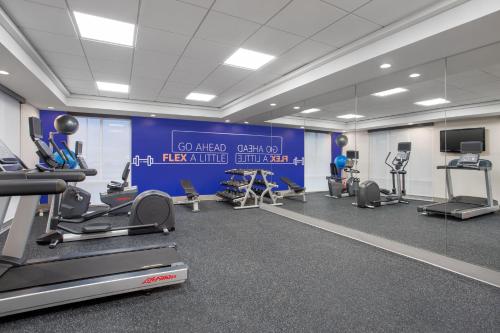holiday inn express hotel and suites terre haute by ihg