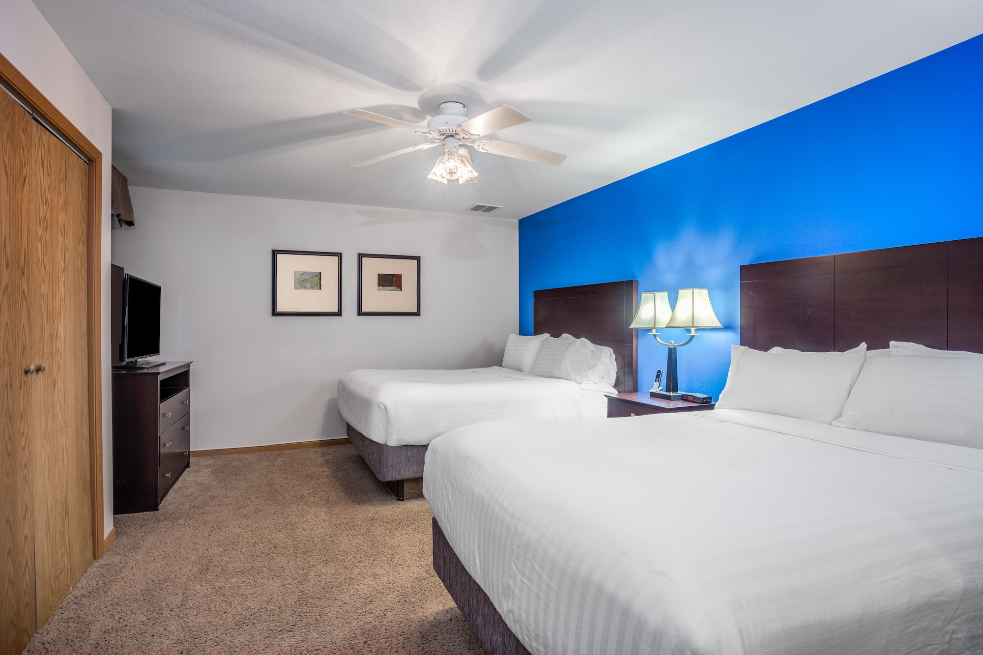 holiday inn express wisconsin dells by ihg