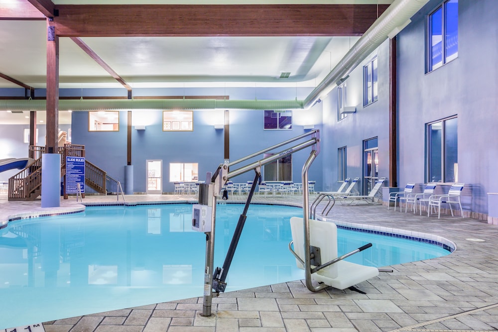 holiday inn express wisconsin dells by ihg