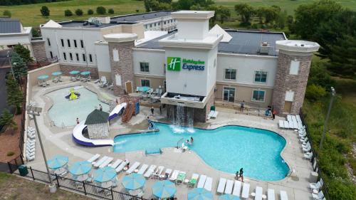 holiday inn express wisconsin dells by ihg