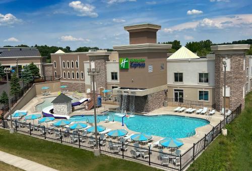 holiday inn express wisconsin dells by ihg