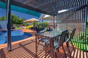 blazing stump motel and suites