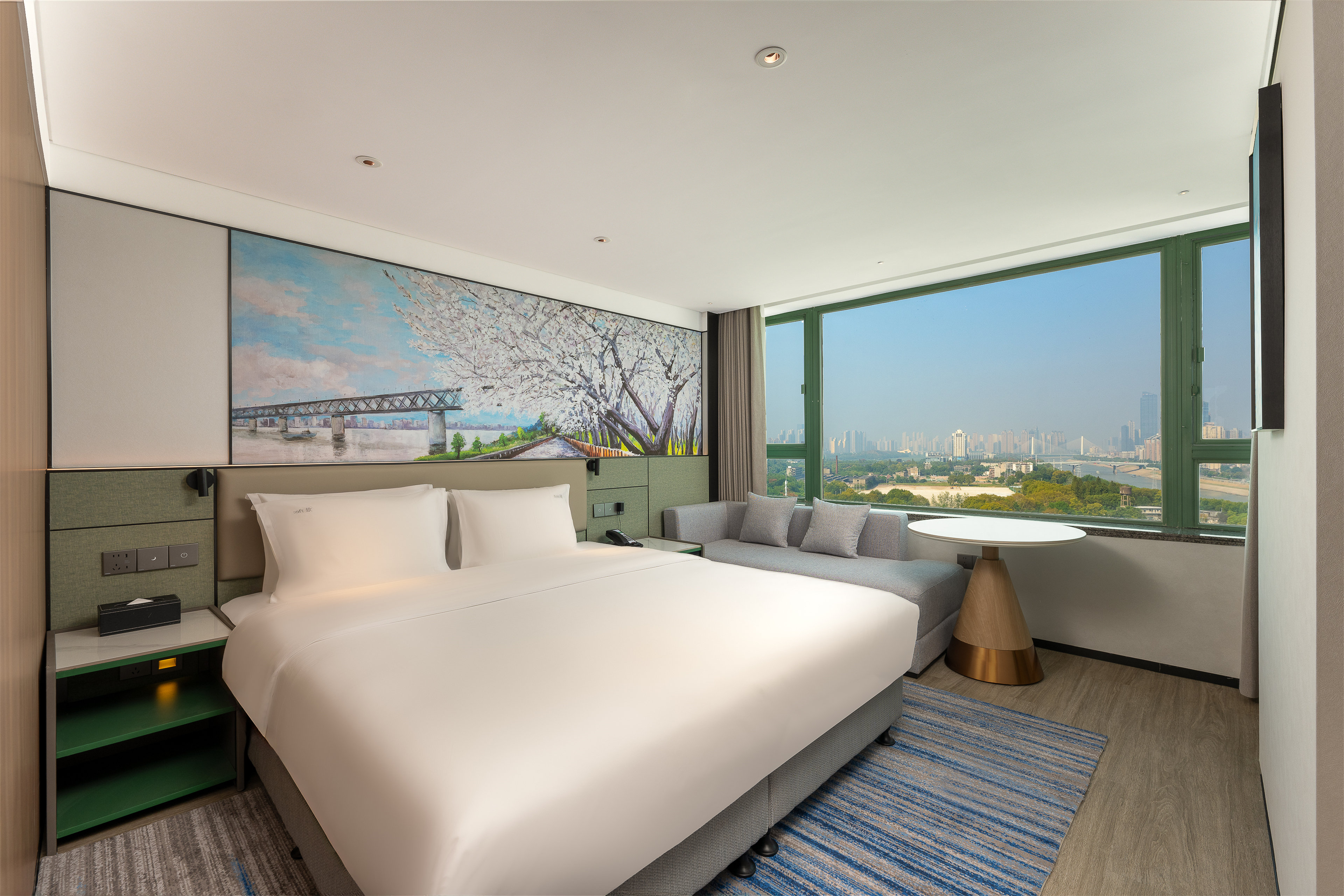 holiday inn riverside wuhan an ihg hotel