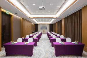 holiday inn riverside wuhan an ihg hotel