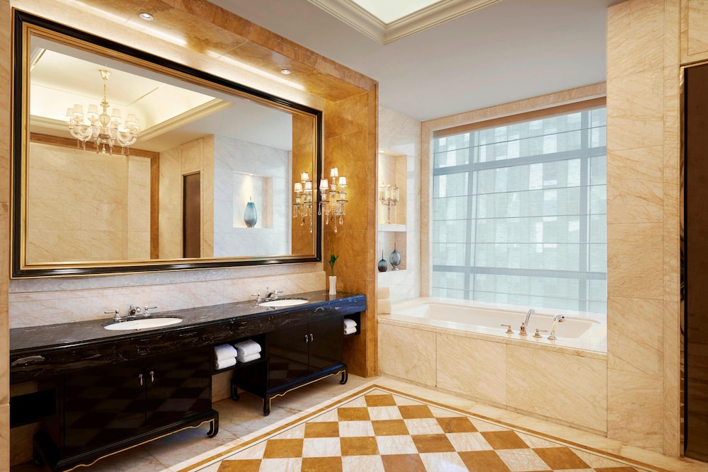 The Westin Wuhan Wuchang,Wuhan>>Hubei,5 star