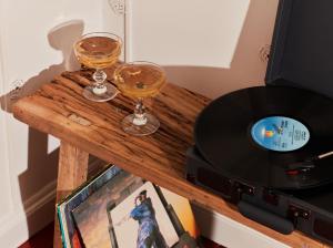 no 1 by guesthouse york