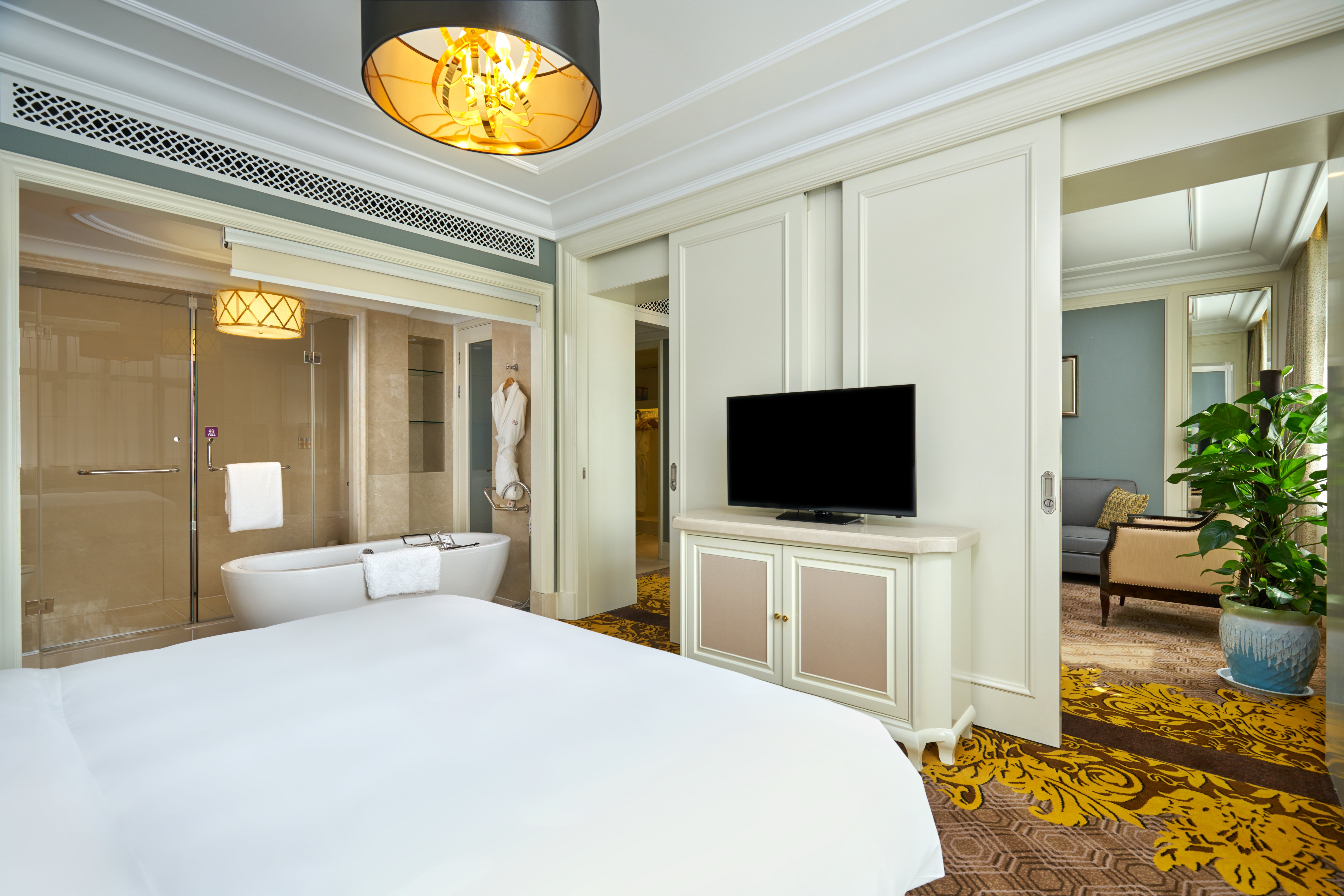 crowne plaza zhengzhou by ihg