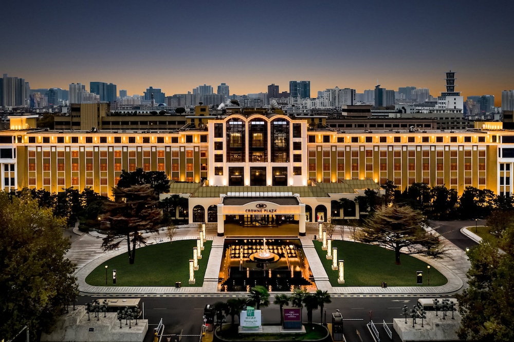 crowne plaza zhengzhou by ihg