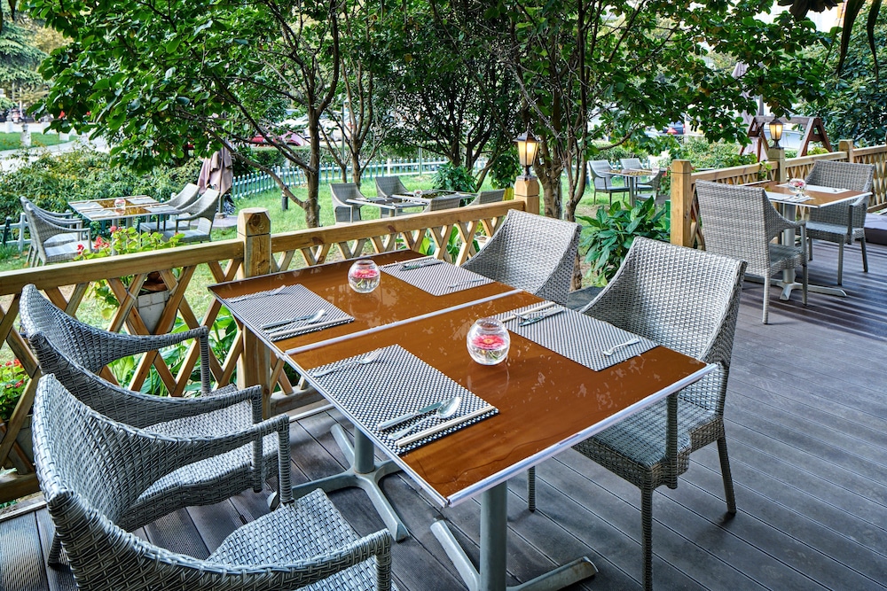 crowne plaza zhengzhou by ihg