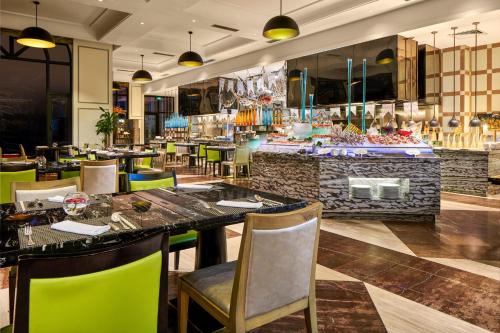crowne plaza zhengzhou by ihg