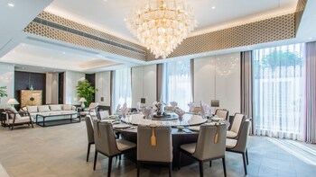 crowne plaza zhengzhou by ihg
