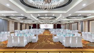crowne plaza dujiangyan by ihg