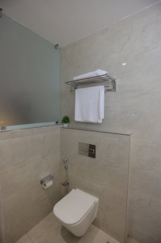 lux 9 suites and studios