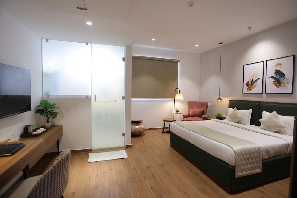 lux 9 suites and studios