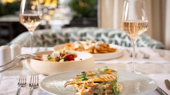 mitsis nu piraeus port