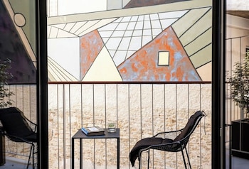 mitsis nu piraeus port