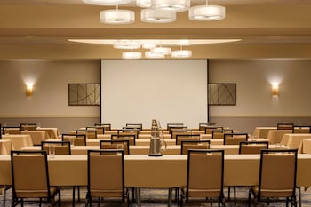 embassy suites by hilton boston waltham
