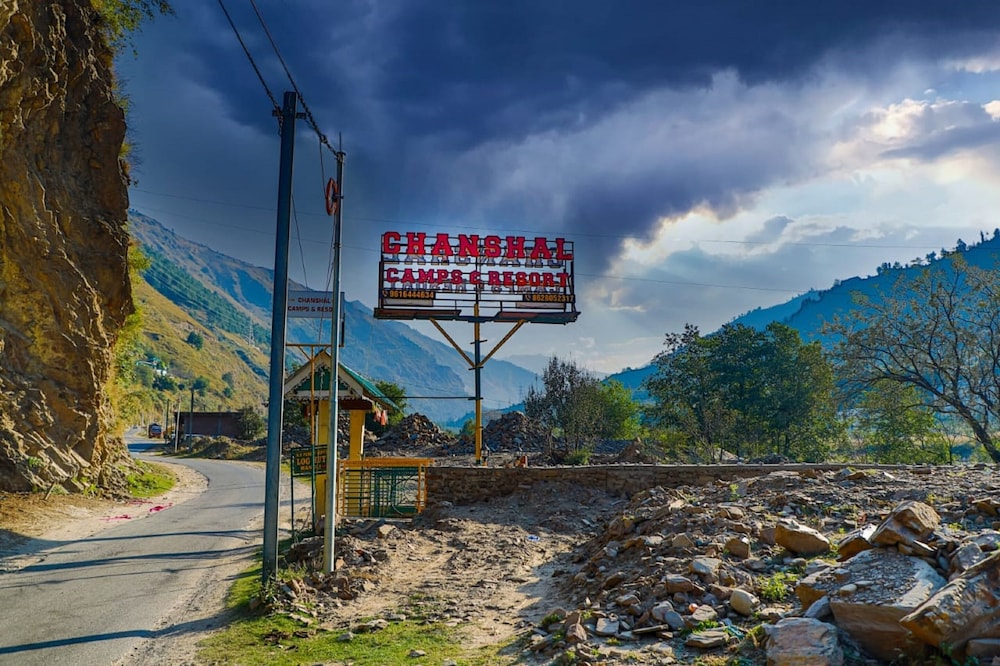 chanshal camps and resort