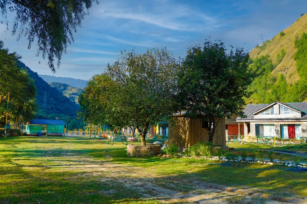 chanshal camps and resort