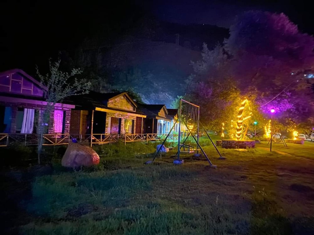 chanshal camps and resort