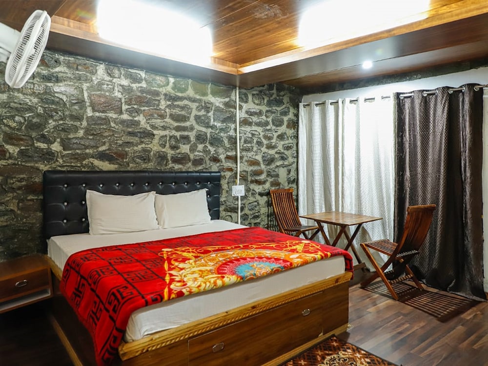 chanshal camps and resort