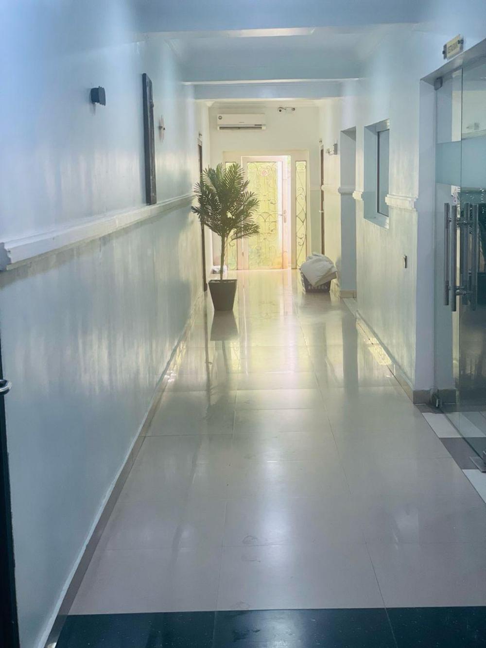 eleventh house hotel