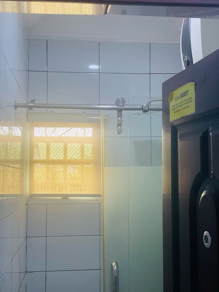 eleventh house hotel