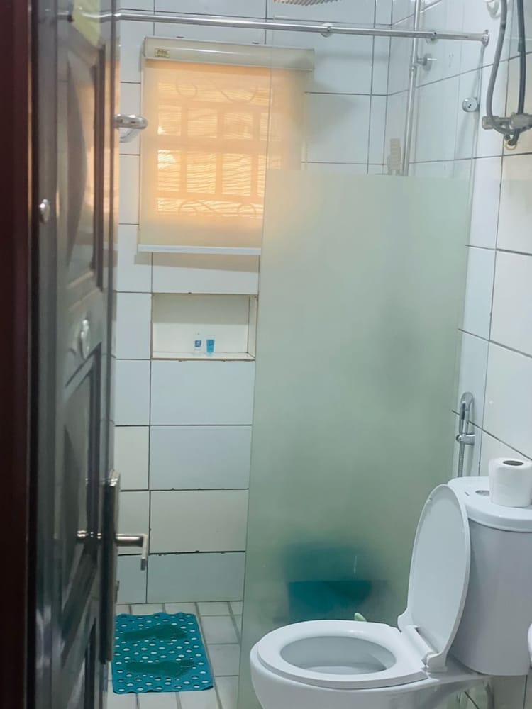 eleventh house hotel