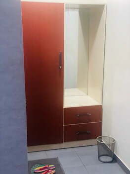 eleventh house hotel