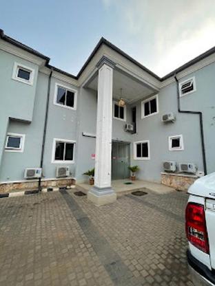 eleventh house hotel and suites