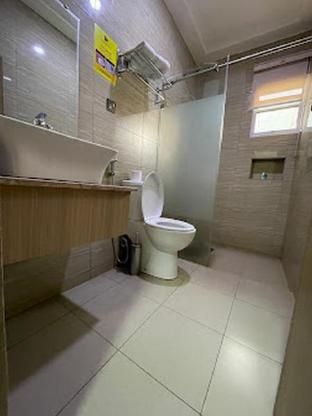 eleventh house hotel and suites