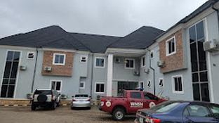 eleventh house hotel and suites