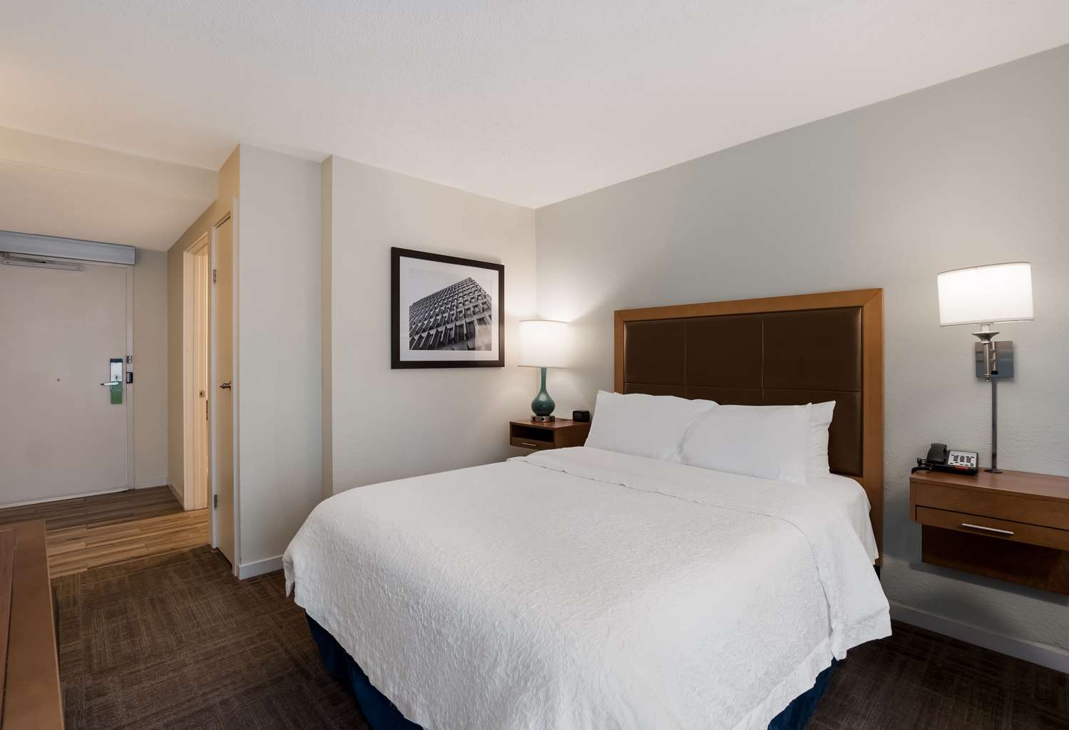 hampton inn columbia i 26 airport