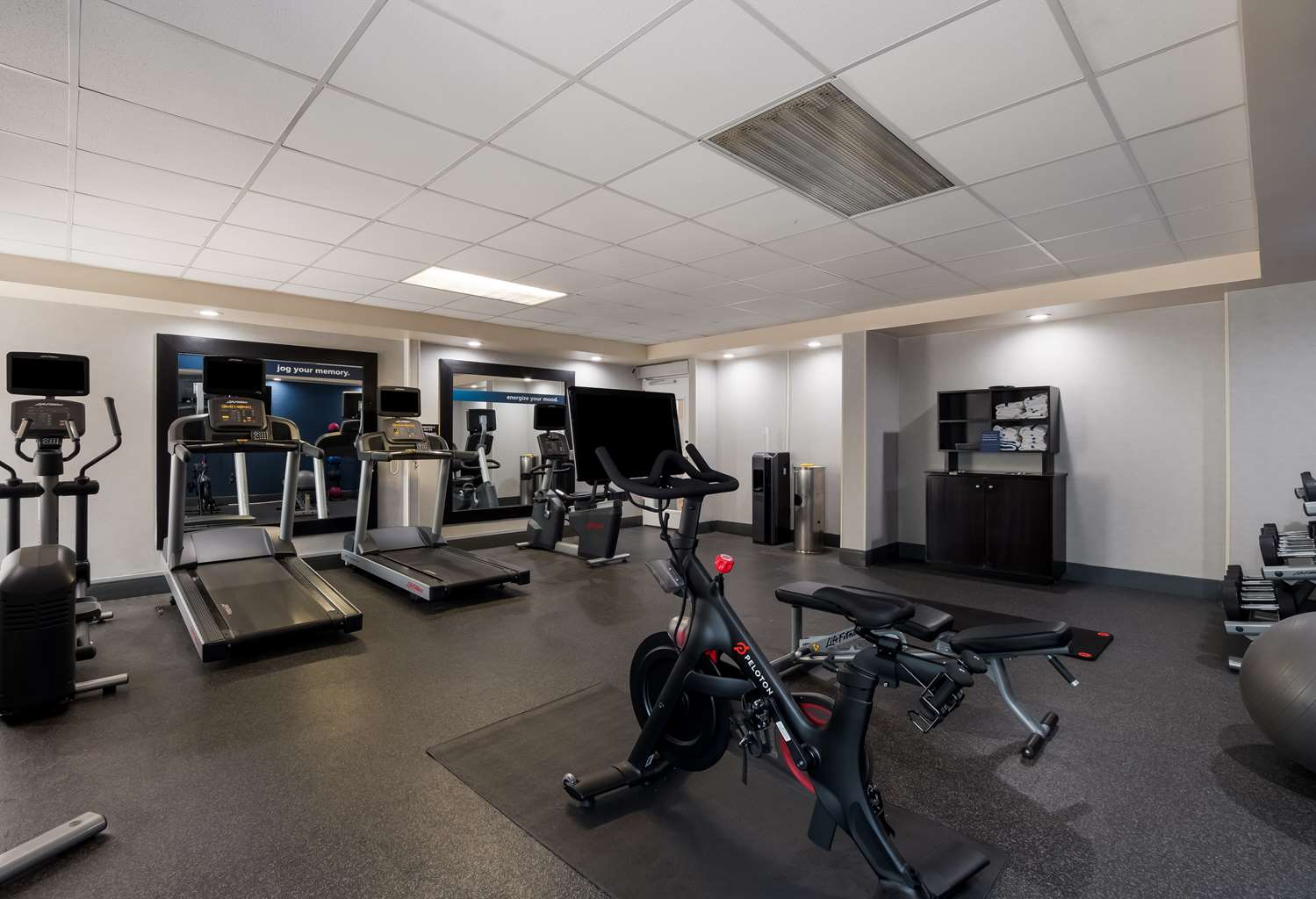 hampton inn columbia i 26 airport