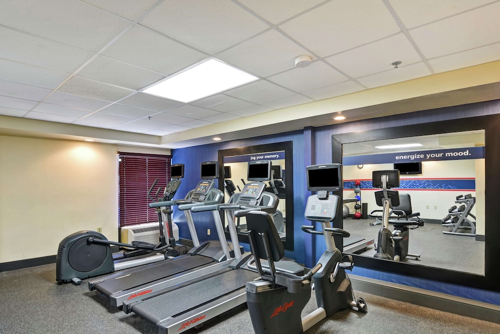 hampton inn columbia i 26 airport